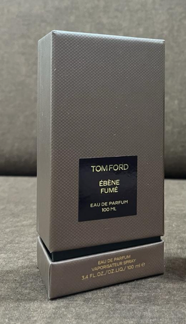 Tom Ford Ébène Fumé Eau de Parfum – Smoky, Sacred, Sophisticated