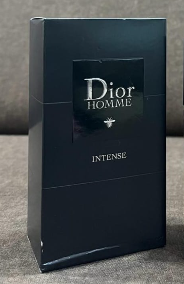 Dior Homme Intense Eau de Parfum – Sophisticated & Woody Floral Masculine Fragrance