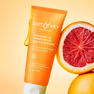 Dot & Key Vitamin C + E Gel Face Wash for Glowing Skin 175ml