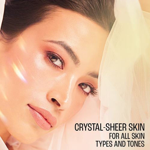 Lakmē Perfect Radiance Brightening Facewash with Niacinamide for Glowing Skin, 50gm