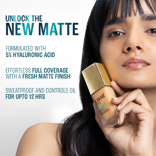 Lakmē 9to5 Hya Matte Foundation + Hyaluronic Acid