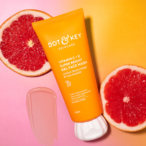 Dot & Key Vitamin C + E Gel Face Wash for Glowing Skin 100ml