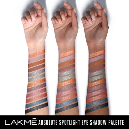 Lakmē Glitterati Chroma Chic Eye Shadow Palette Berry Martini