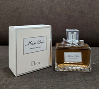 Miss Dior Eau de Parfum – Elegant & Modern Floral Fragrance for Women