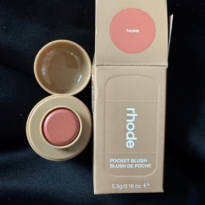 Rhode Freckle Blush – Warm Nude Flush with a Skin-Like Finish (5.3g)