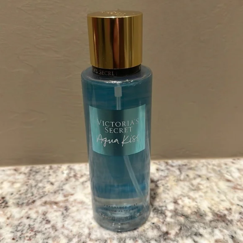 Victoria's Secret Aqua Kiss Body Mist, 8.4oz