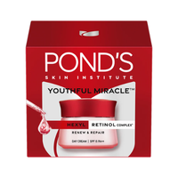 POND’S Youthful Miracle Hexyl Retinol Complex Day Cream SPF 15 PA++