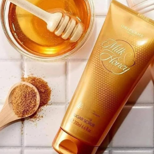 Oriflame Milk & Honey Gold Smoothing Sugar Scrub – Exfoliating & Nourishing Body Scrub