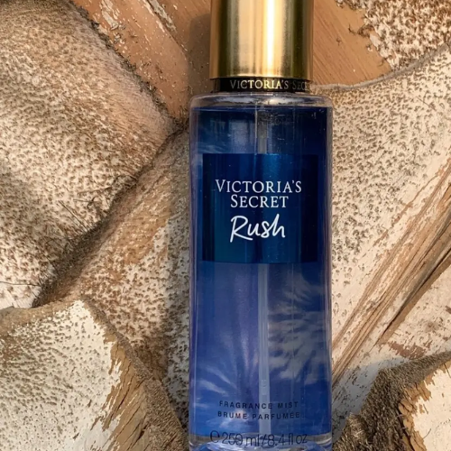 Victoria's Secret Rush Body Mist, Spray for Women (250 ml)