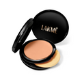 Lakmē Xtraordin-airy Compact - Lightweight Airy Finish Compact Powder